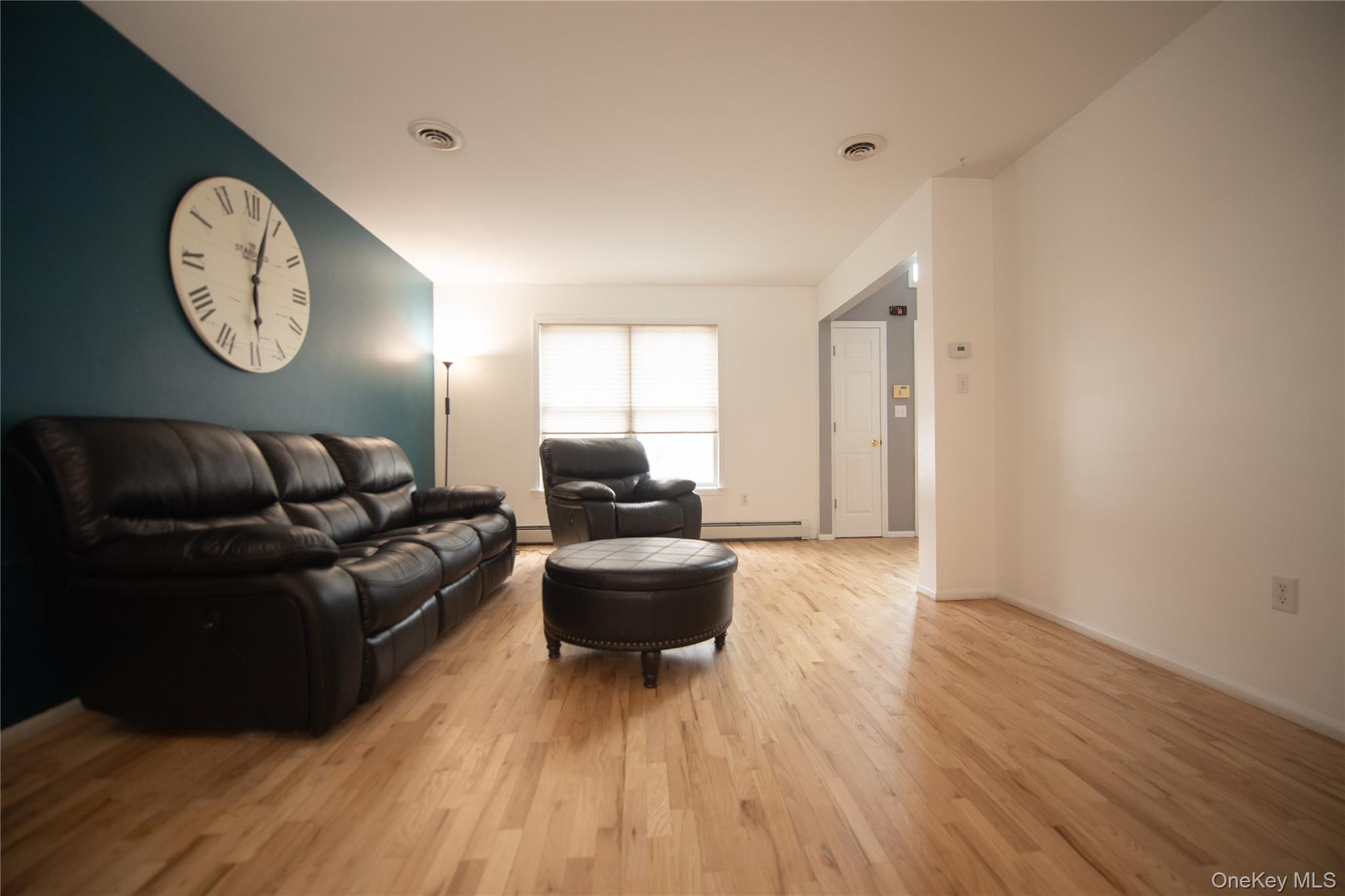 17 Oakley Boulevard, Garnerville, NY 10923