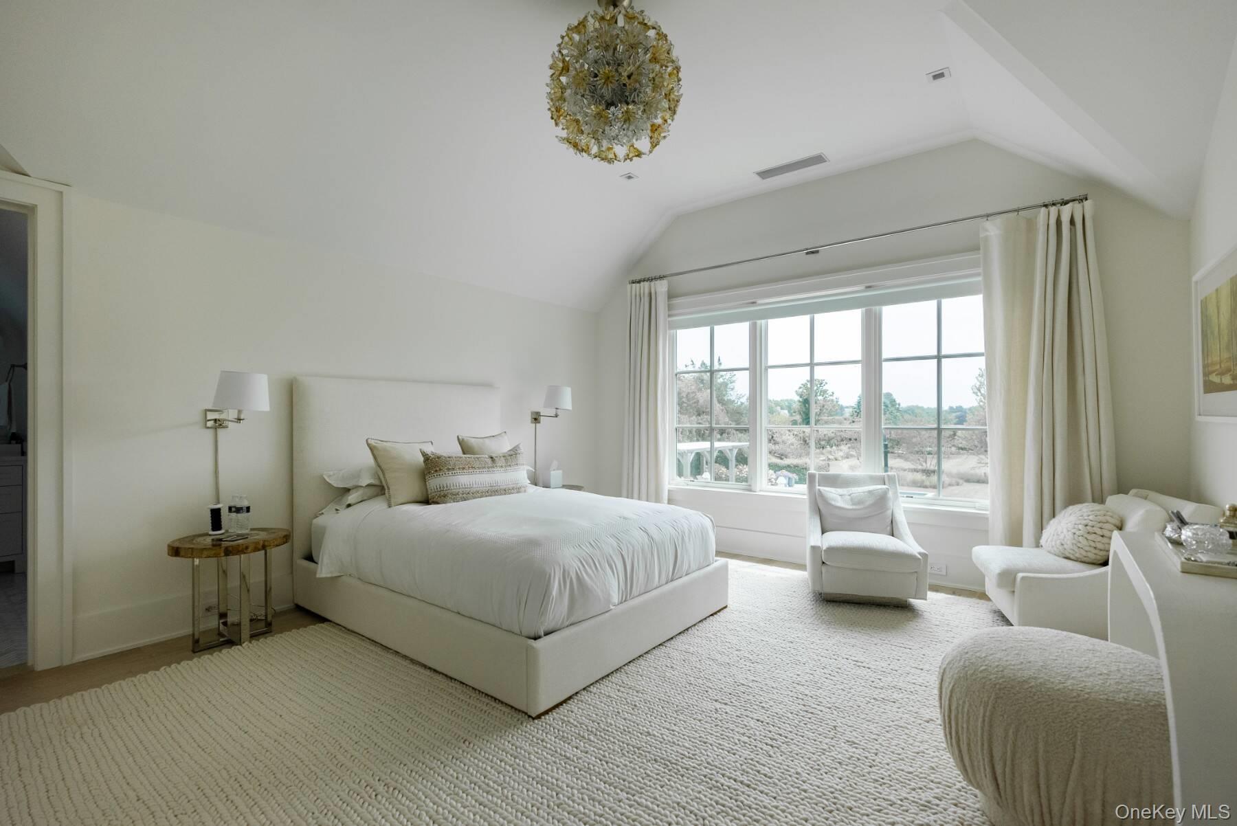 571 Pauls Lane, Bridgehampton, NY 11932