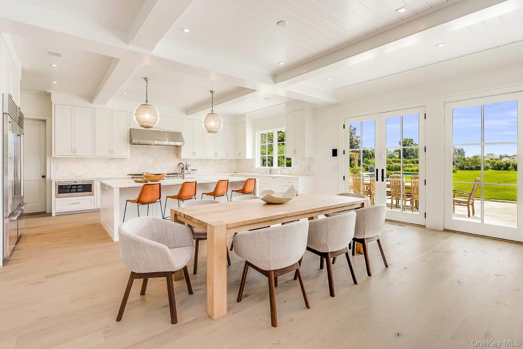 571 Pauls Lane, Bridgehampton, NY 11932