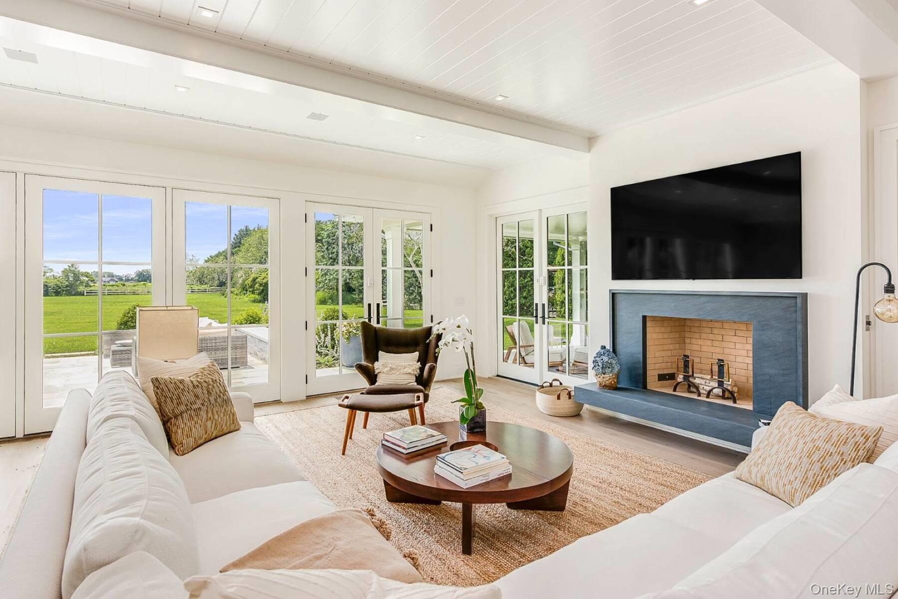 571 Pauls Lane, Bridgehampton, NY 11932