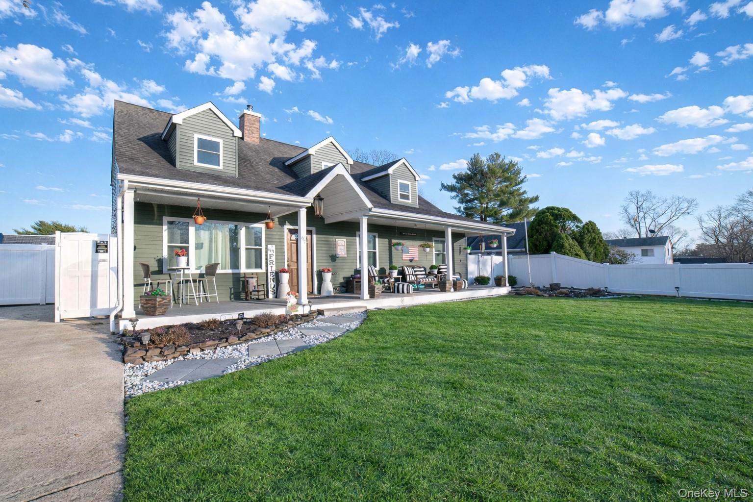 67 Sheldon Street, Central Islip, NY 11722