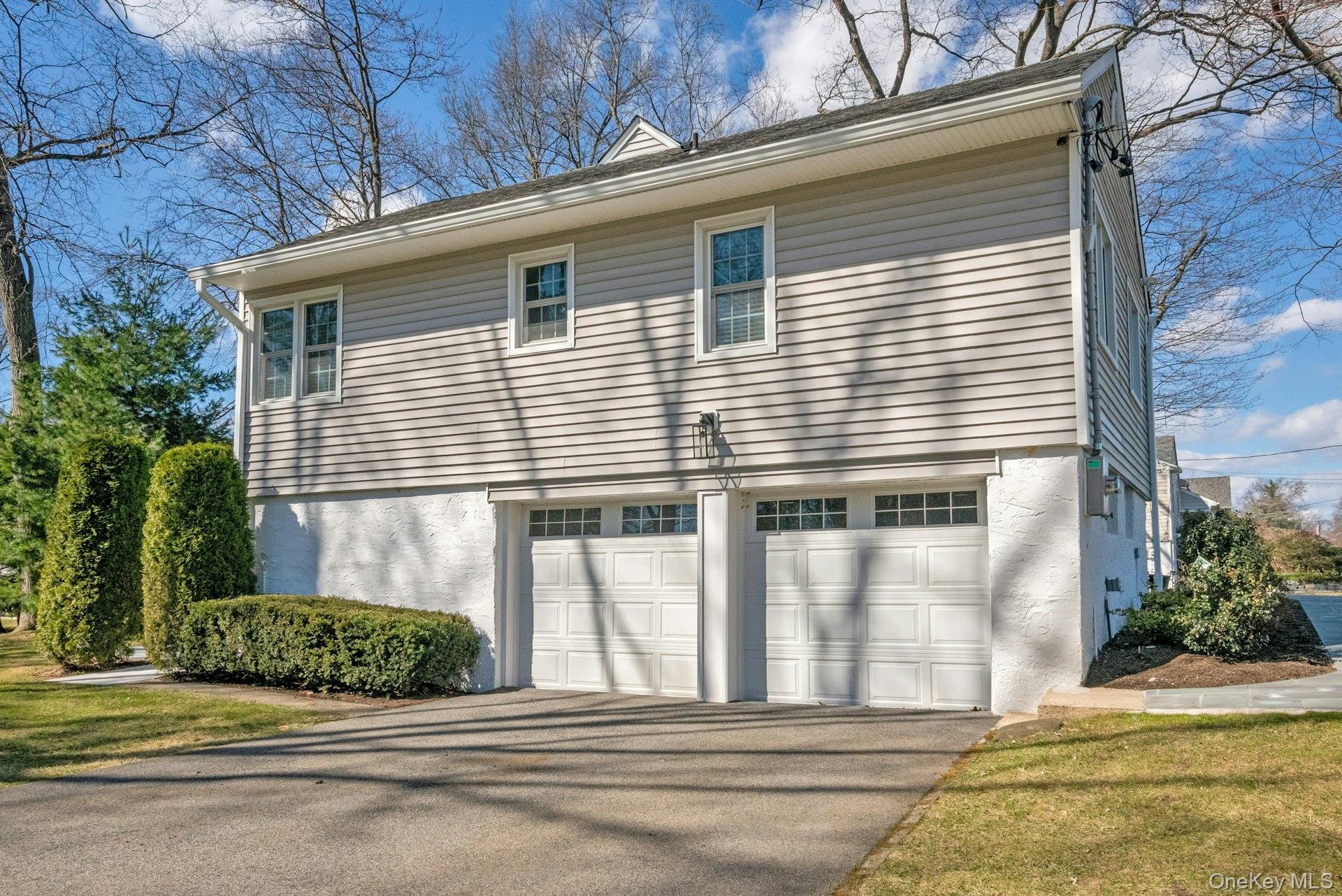 88 Marion Drive, New Rochelle, NY 10804