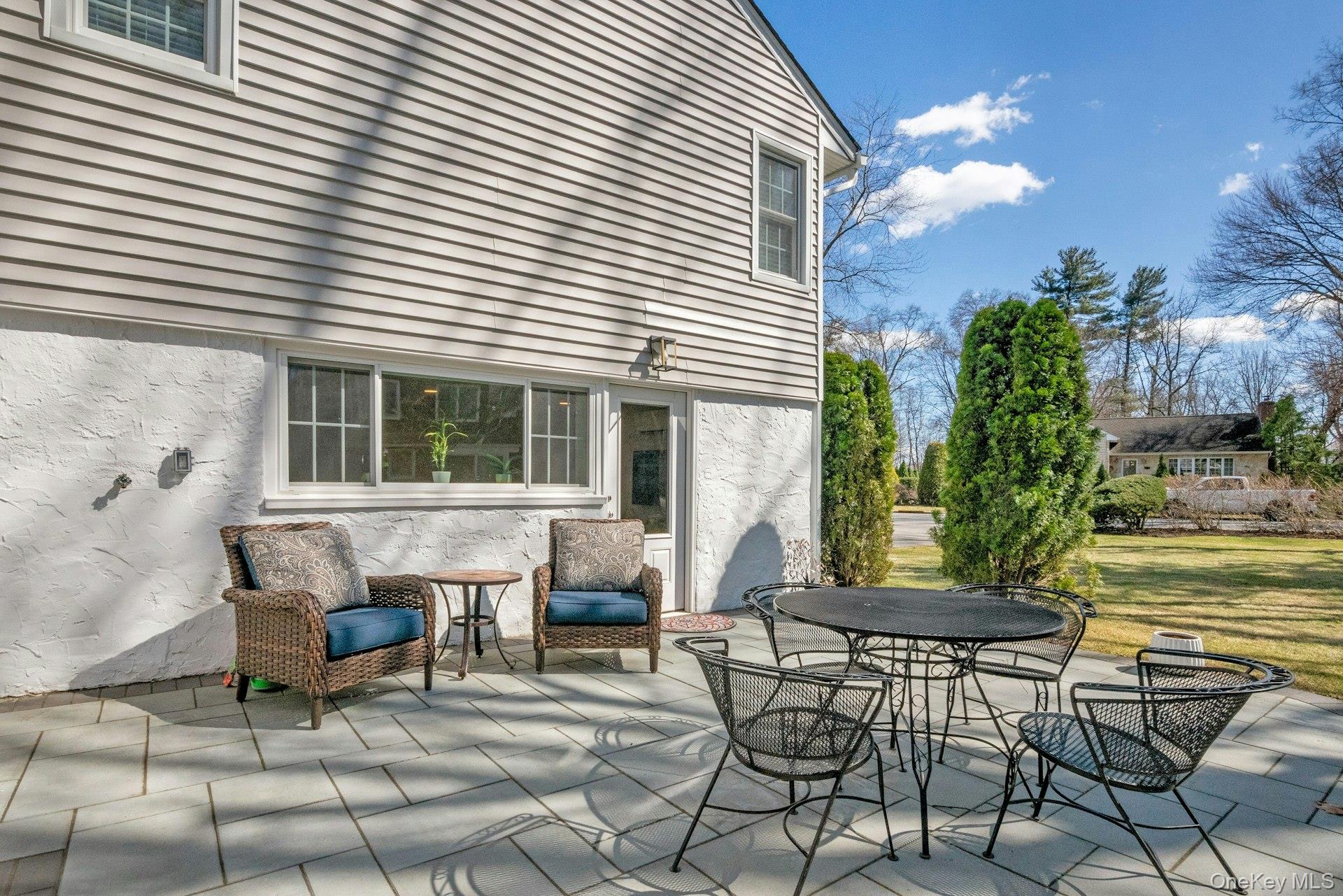 88 Marion Drive, New Rochelle, NY 10804