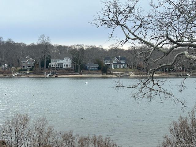 2810 Beebe Drive, Cutchogue, NY 11935