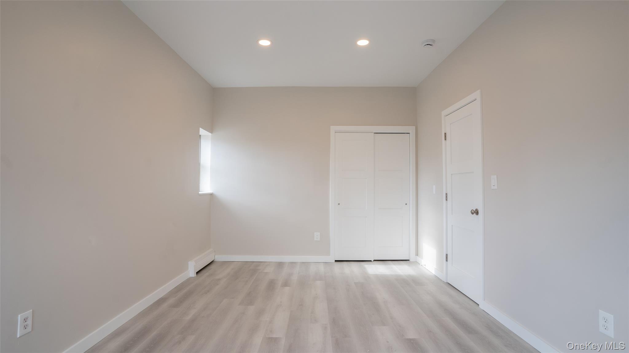 4001 Broadway, Island Park, NY 11558