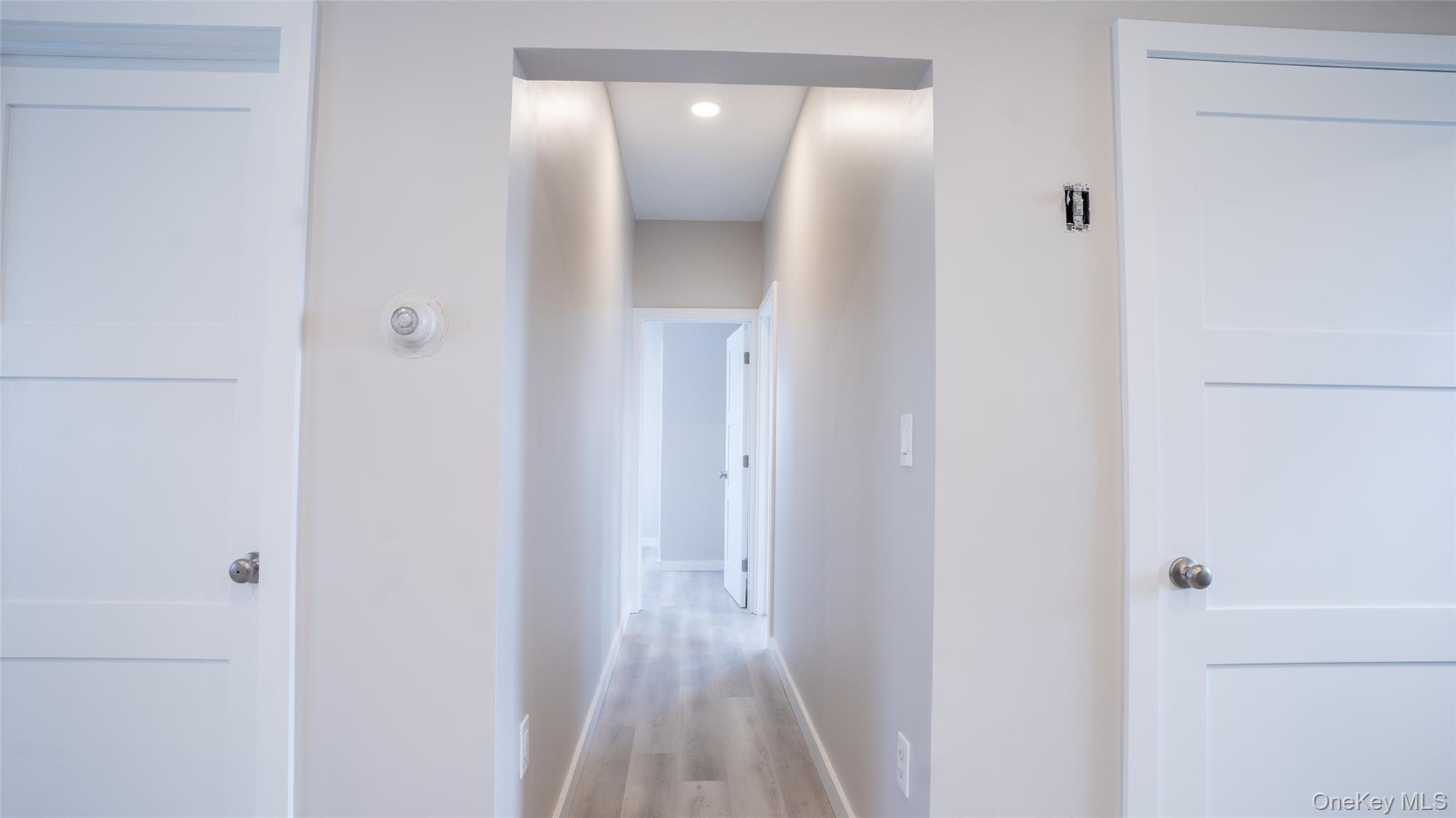 4001 Broadway, Island Park, NY 11558