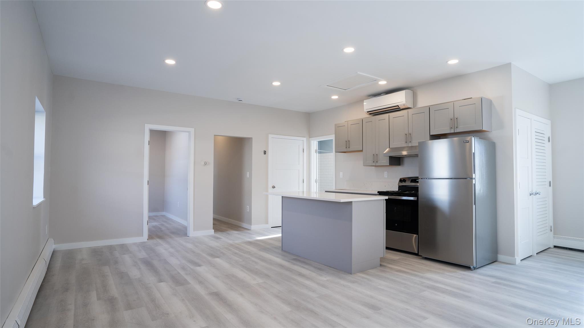 4001 Broadway, Island Park, NY 11558