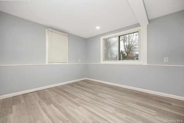 70 E Minerva Road, Lindenhurst, NY 11757