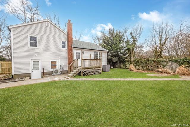 70 E Minerva Road, Lindenhurst, NY 11757