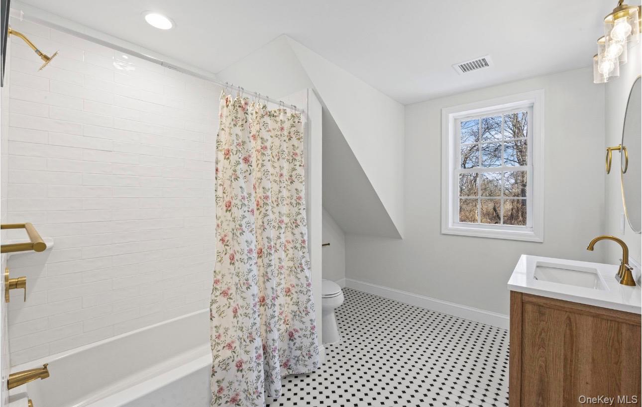 54 Hayground Road, Water Mill, NY 11976