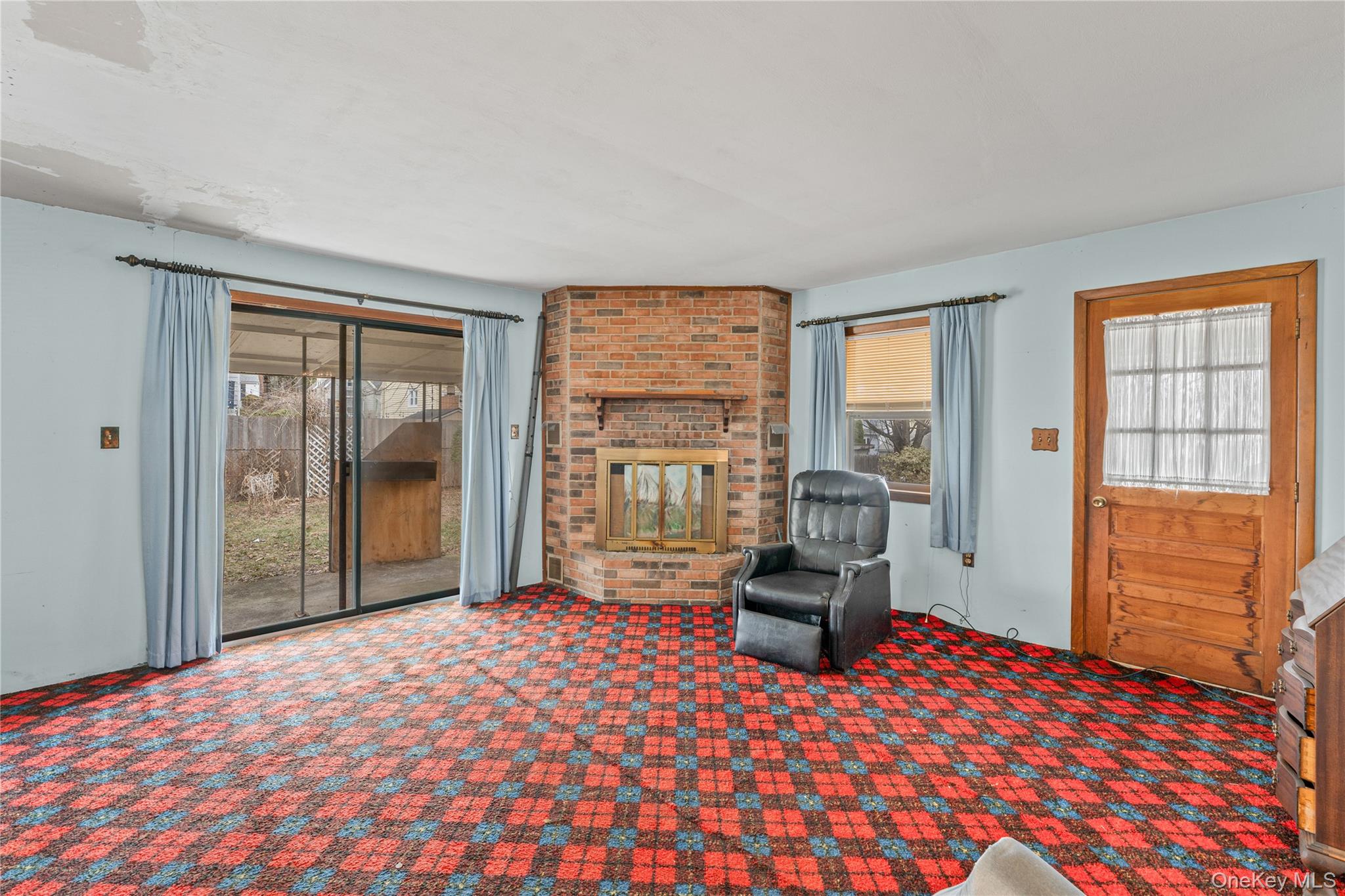 247 W Chestnut Street, Kingston, NY 12401