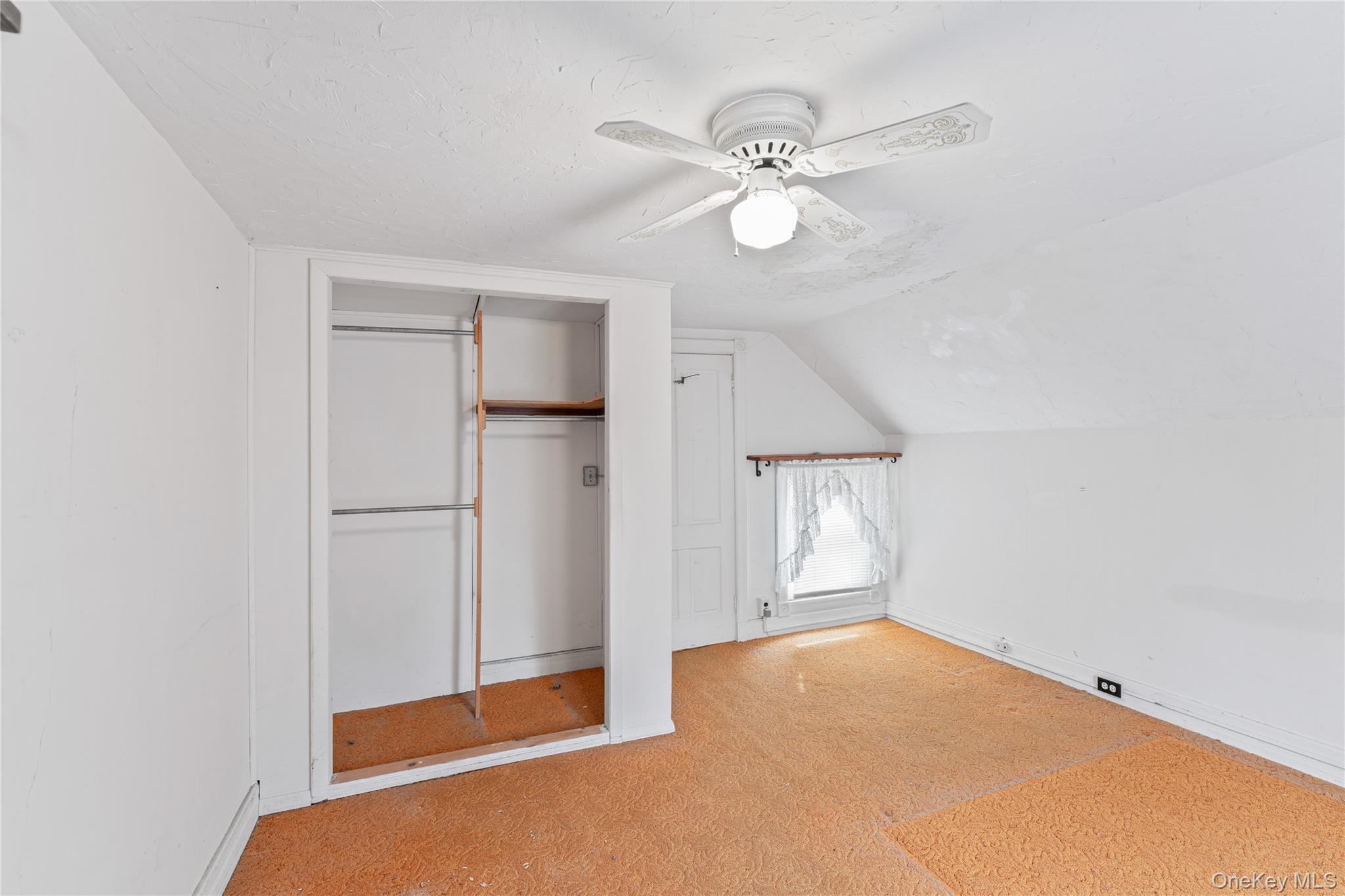 247 W Chestnut Street, Kingston, NY 12401