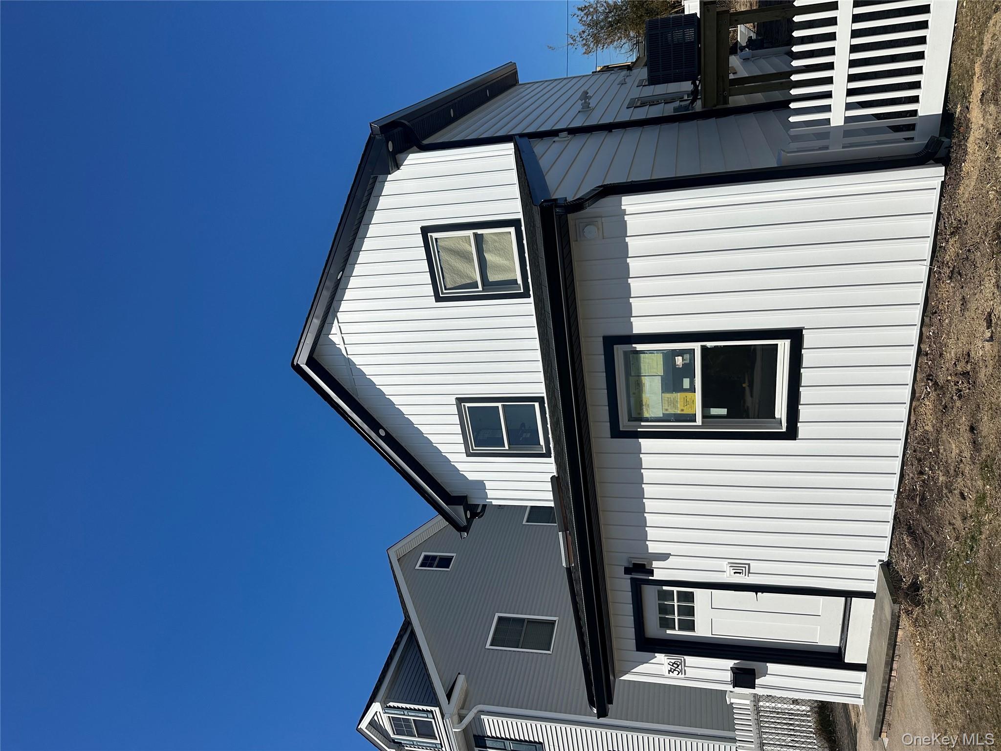 36 Kildare Road, Island Park, NY 11558