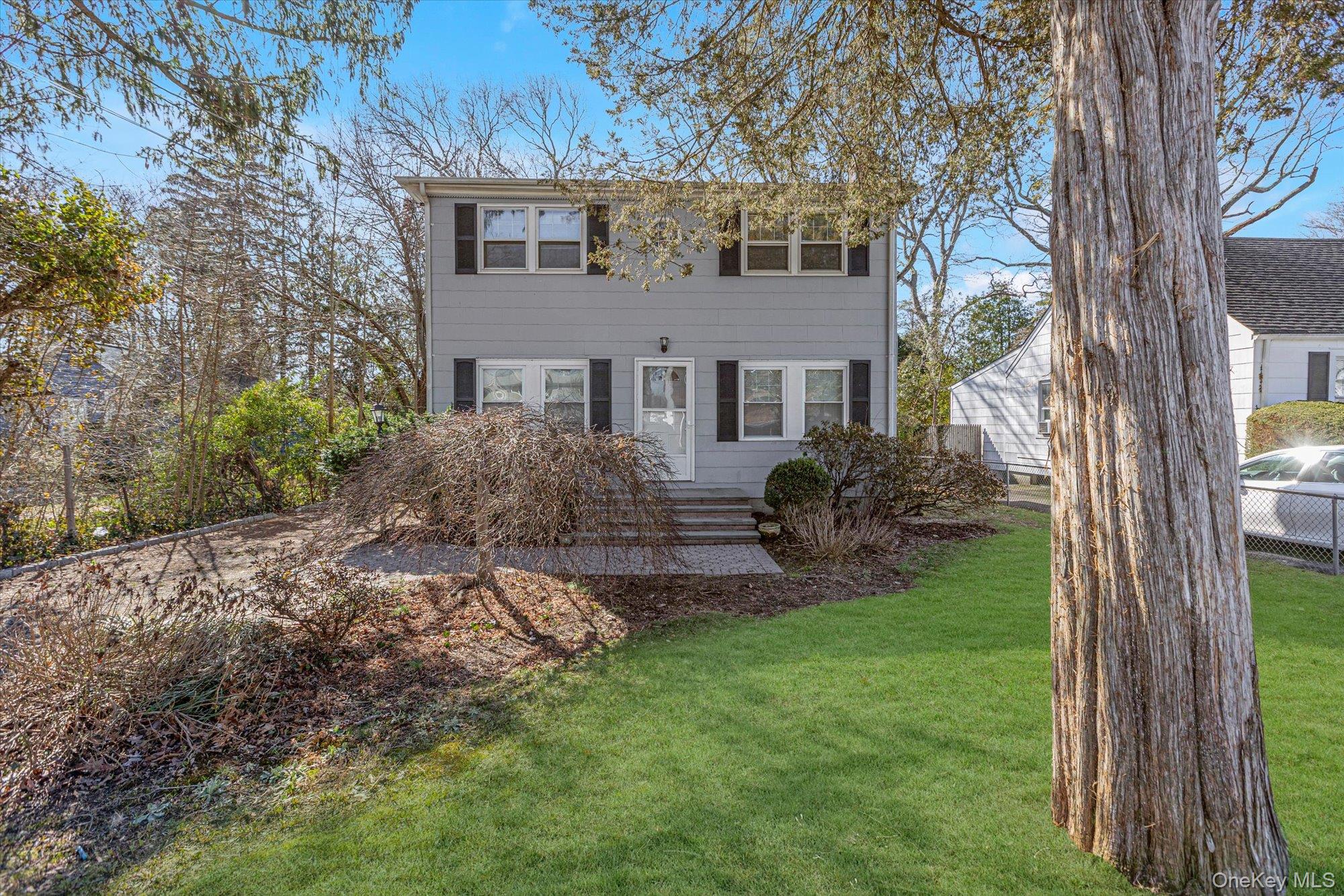 42 E 16th Street, Huntington Station, NY 11746