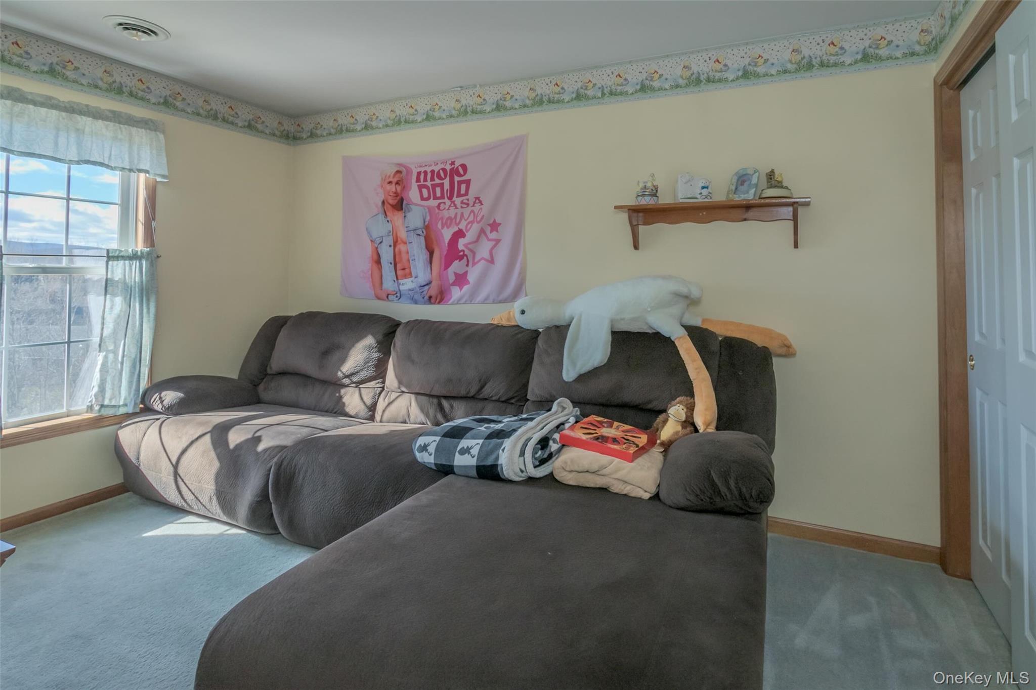 24 Sesame Street, Rock Tavern, NY 12575