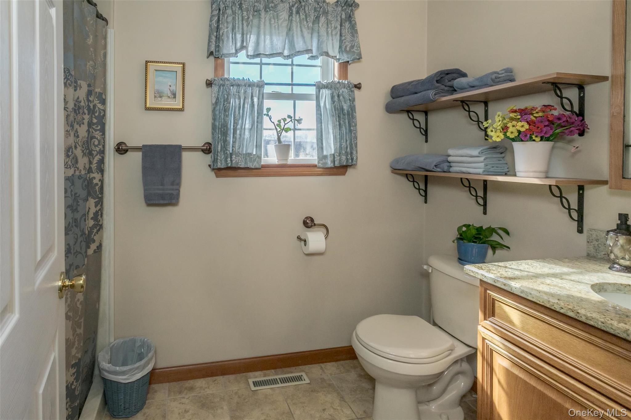 24 Sesame Street, Rock Tavern, NY 12575