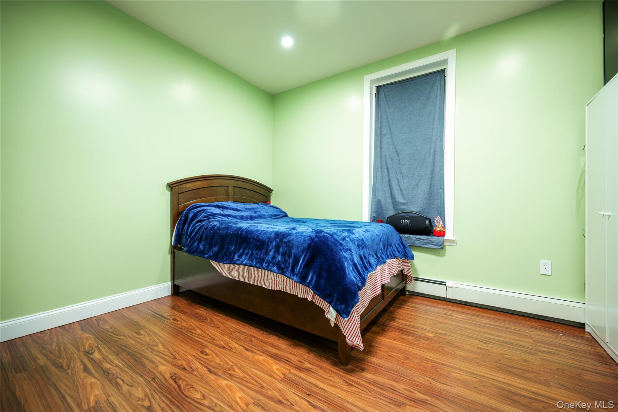 86-02 91 Avenue, Woodhaven, NY 11421