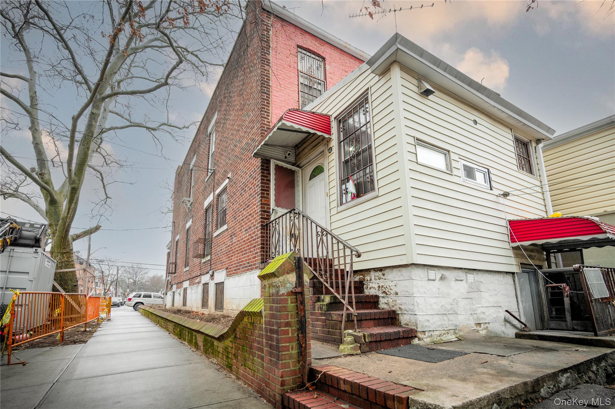 86-02 91 Avenue, Woodhaven, NY 11421