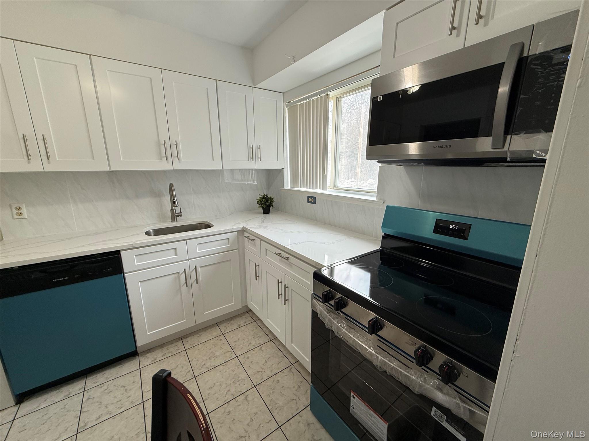 26 Cooper Road # 811, Poughkeepsie, NY 12603