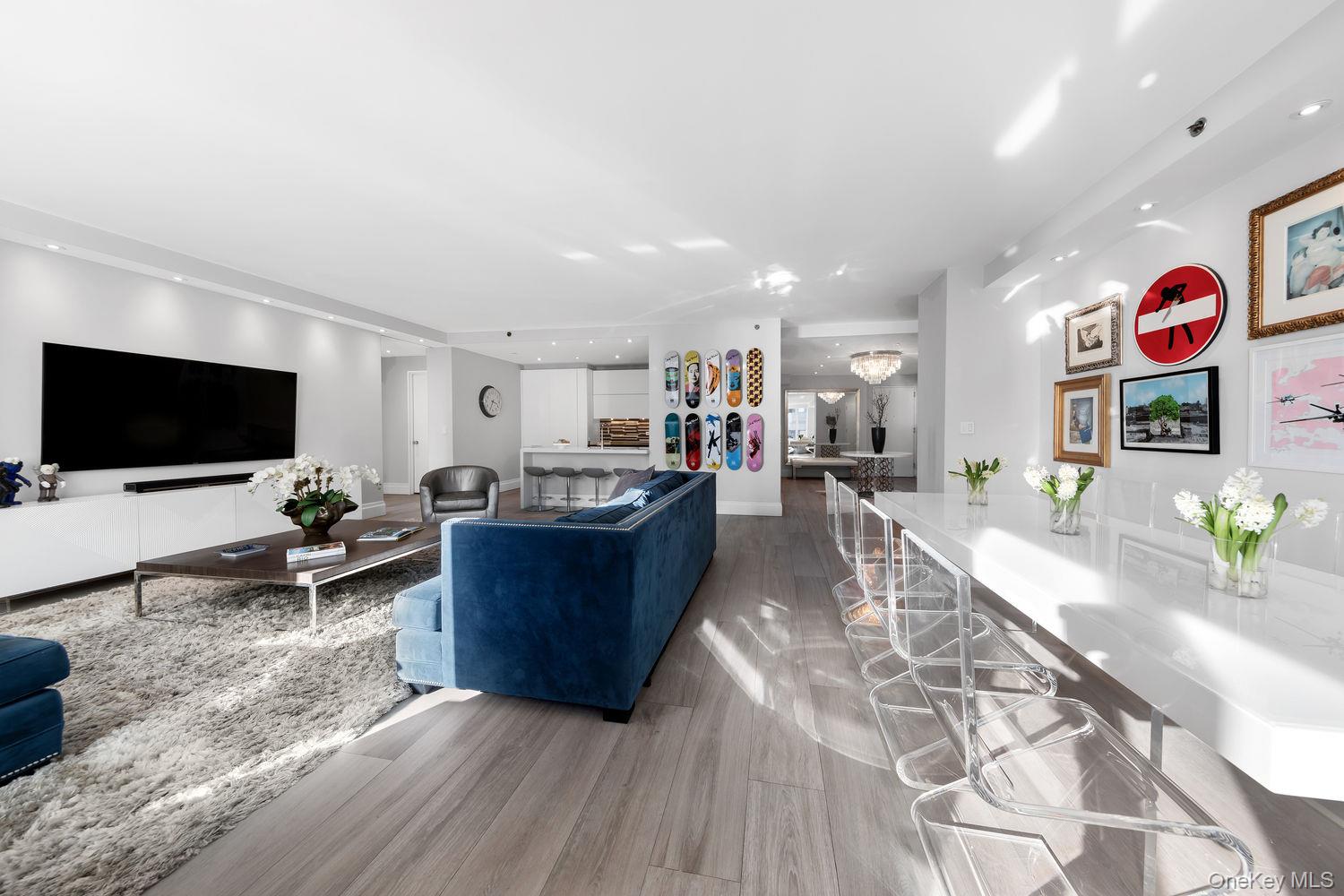 220 RIVERSIDE Boulevard # 4H, New York (Manhattan), NY 10069