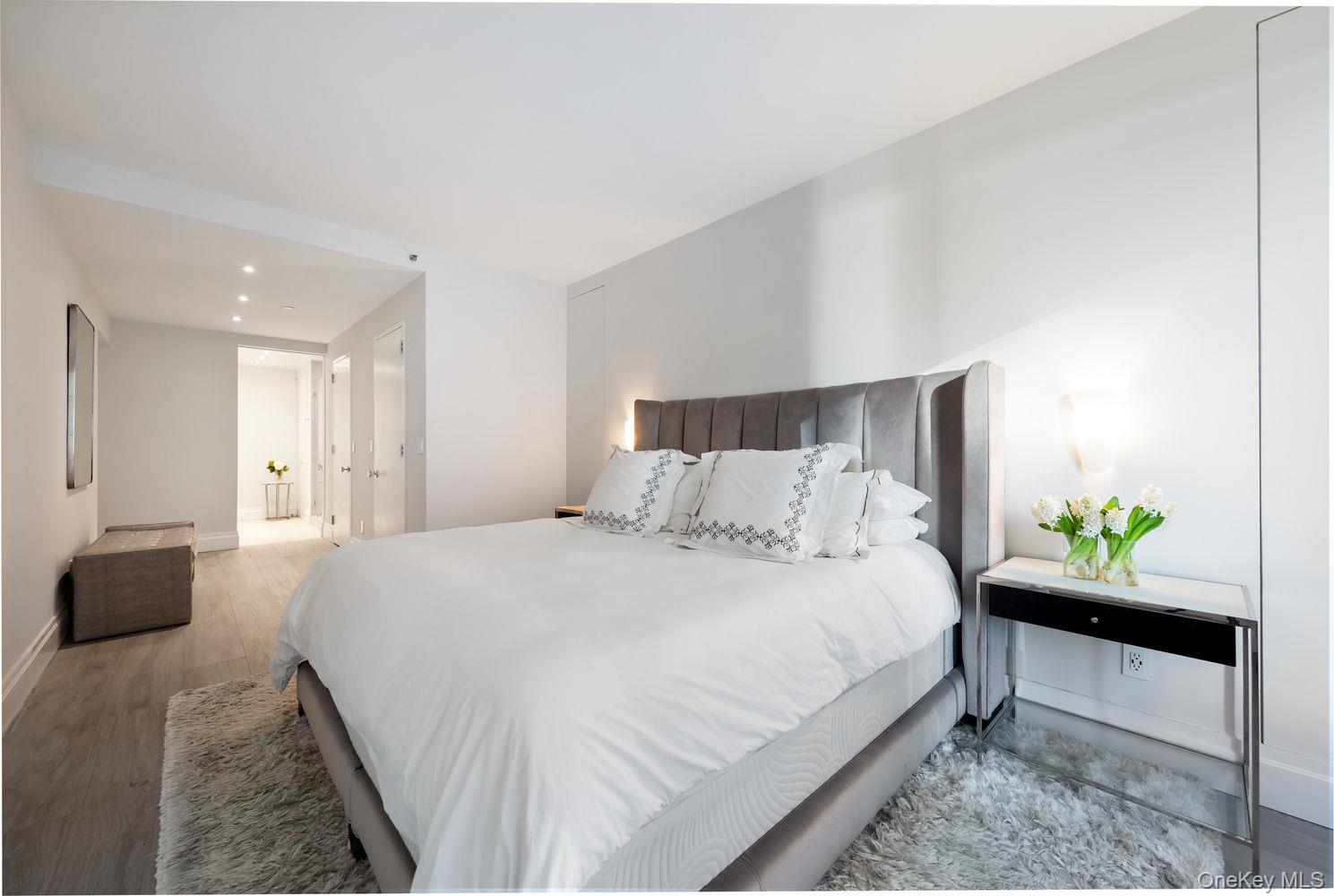 220 RIVERSIDE Boulevard # 4H, New York (Manhattan), NY 10069