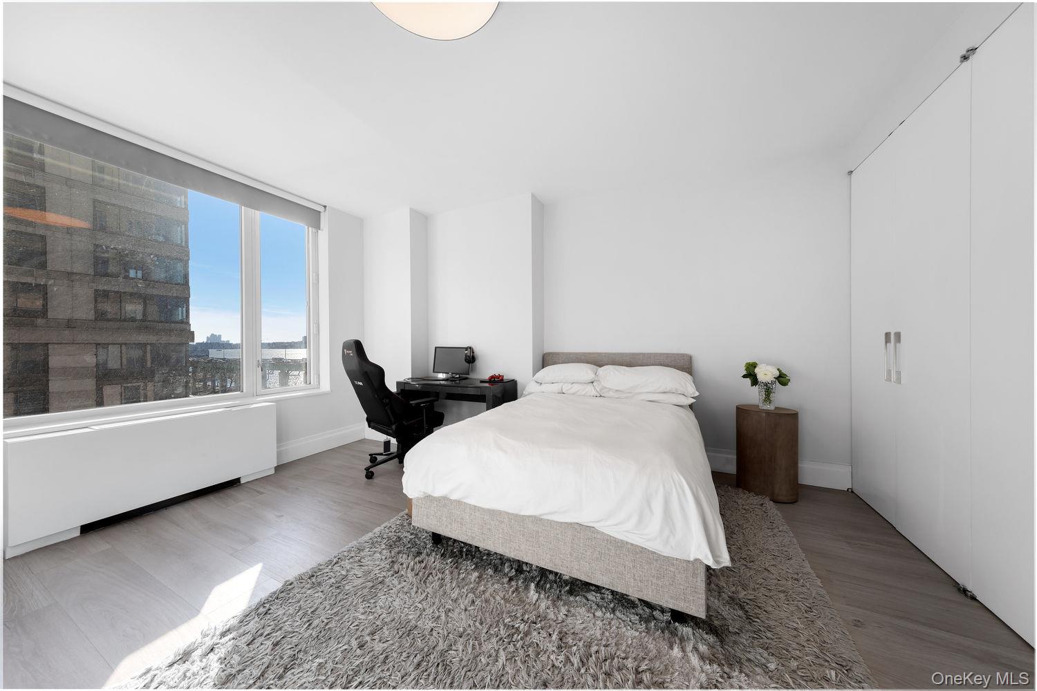220 RIVERSIDE Boulevard # 4H, New York (Manhattan), NY 10069