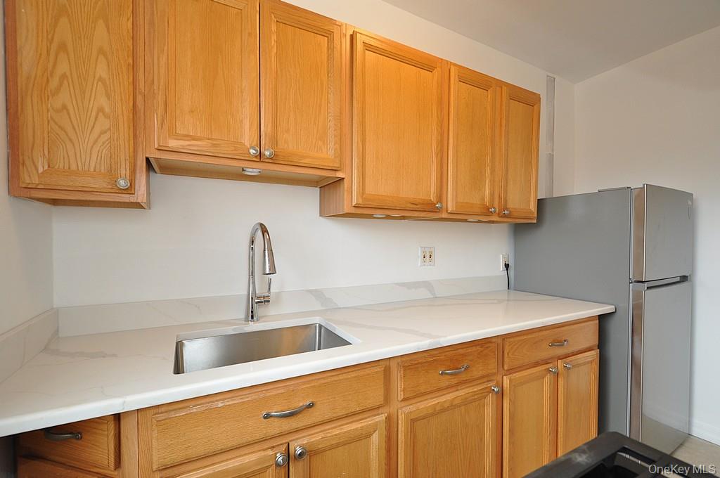 180 Garth Road # 4F, Scarsdale, NY 10583