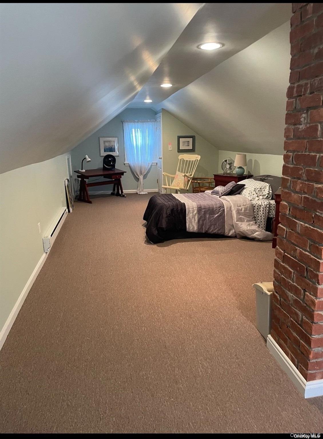 32 Neptune Road, Rocky Point, NY 11778