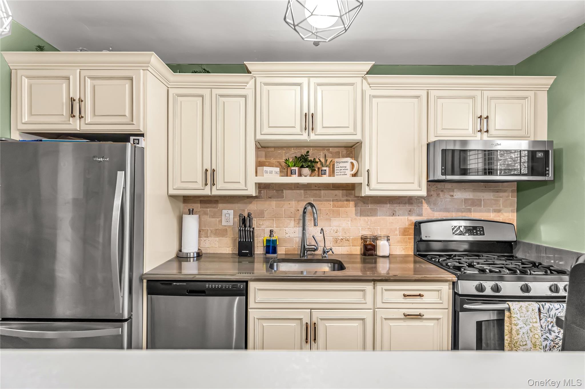 3 Remsen Road # 2L, Yonkers, NY 10710