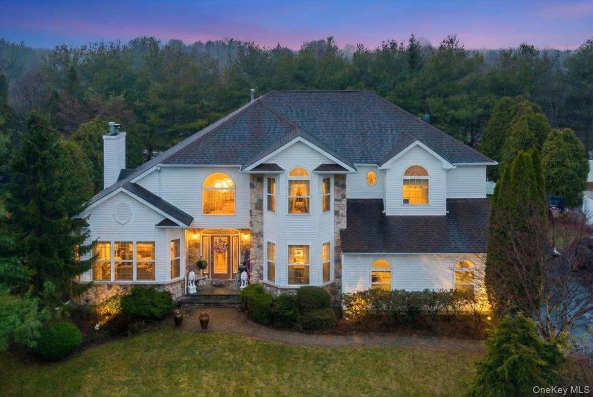 11 Island Trail, Mount Sinai, NY 11766