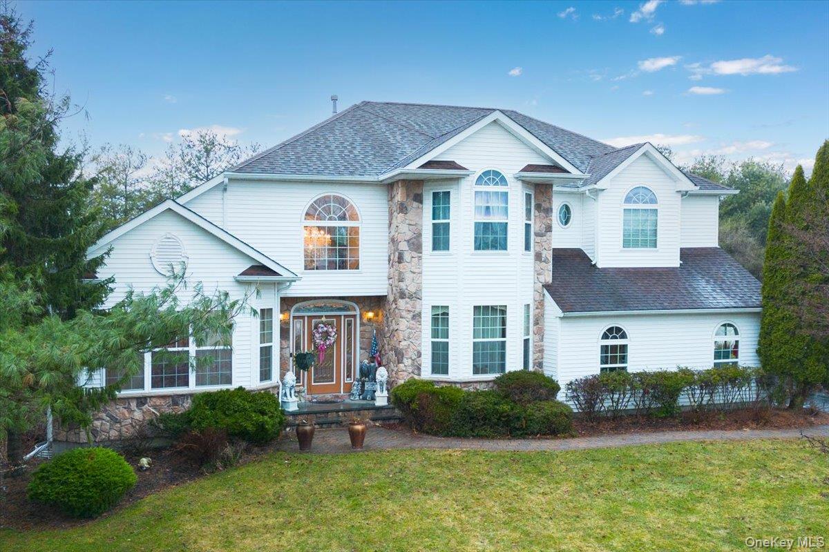 11 Island Trail, Mount Sinai, NY 11766