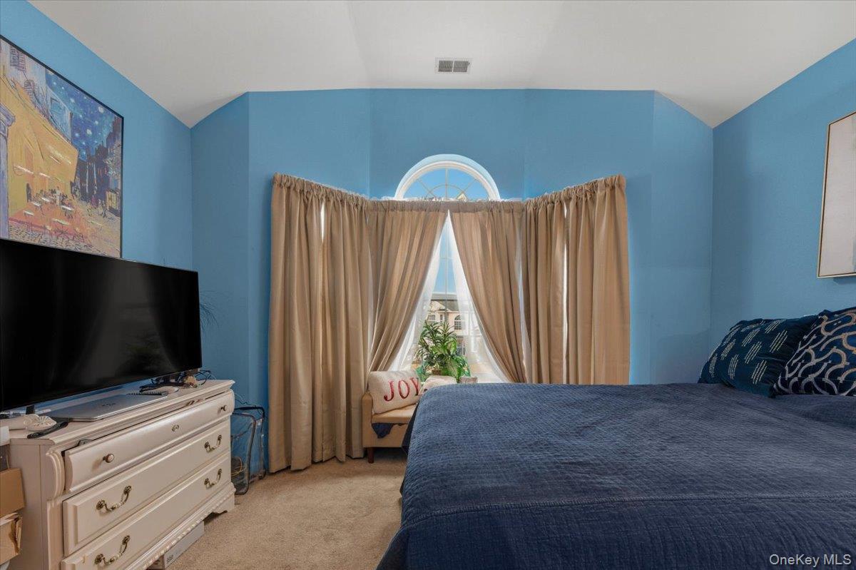 11 Island Trail, Mount Sinai, NY 11766