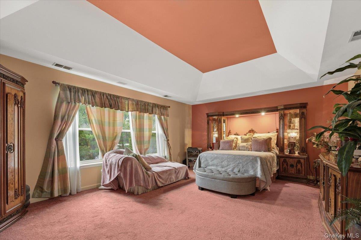 11 Island Trail, Mount Sinai, NY 11766