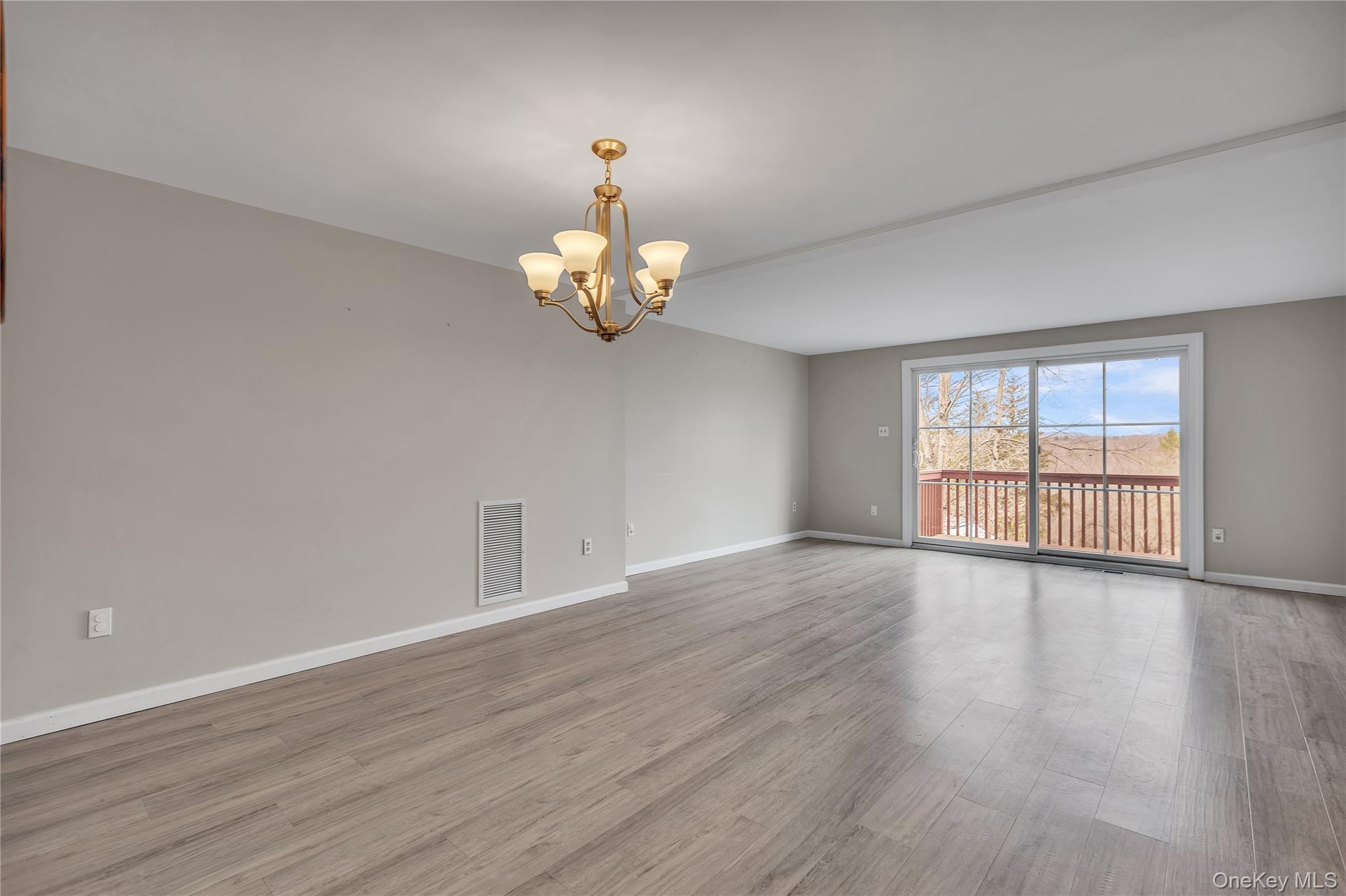 203 Williamsburg Drive, Mahopac, NY 10541