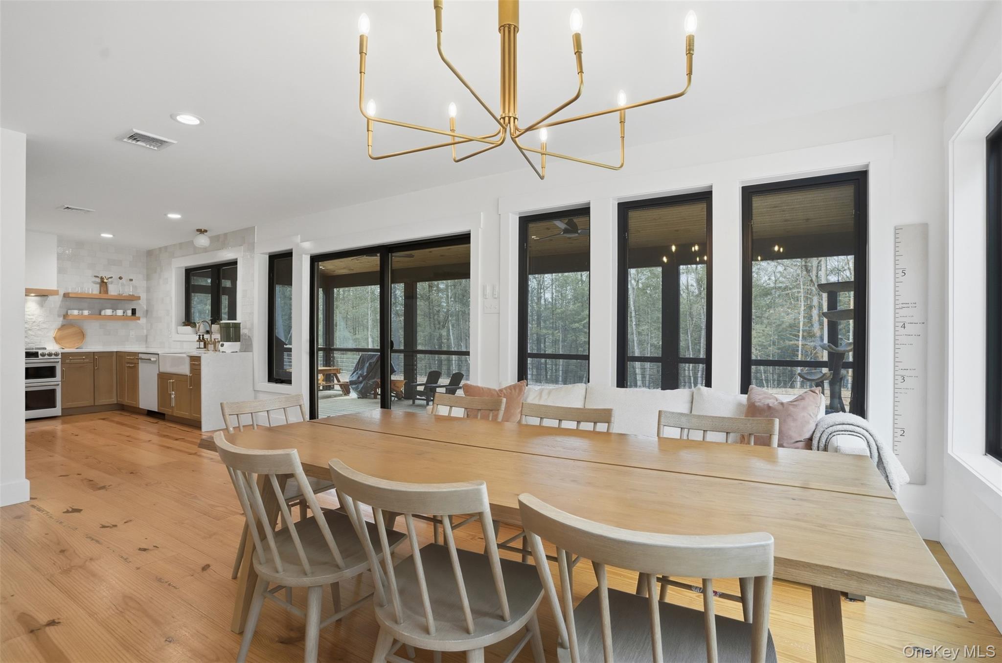 14 Tetta Lane, Olivebridge, NY 12461