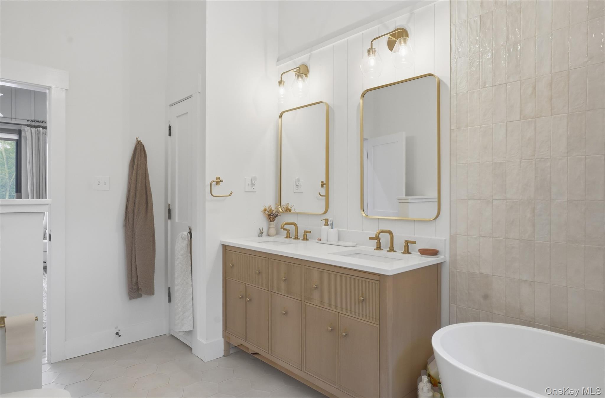 14 Tetta Lane, Olivebridge, NY 12461