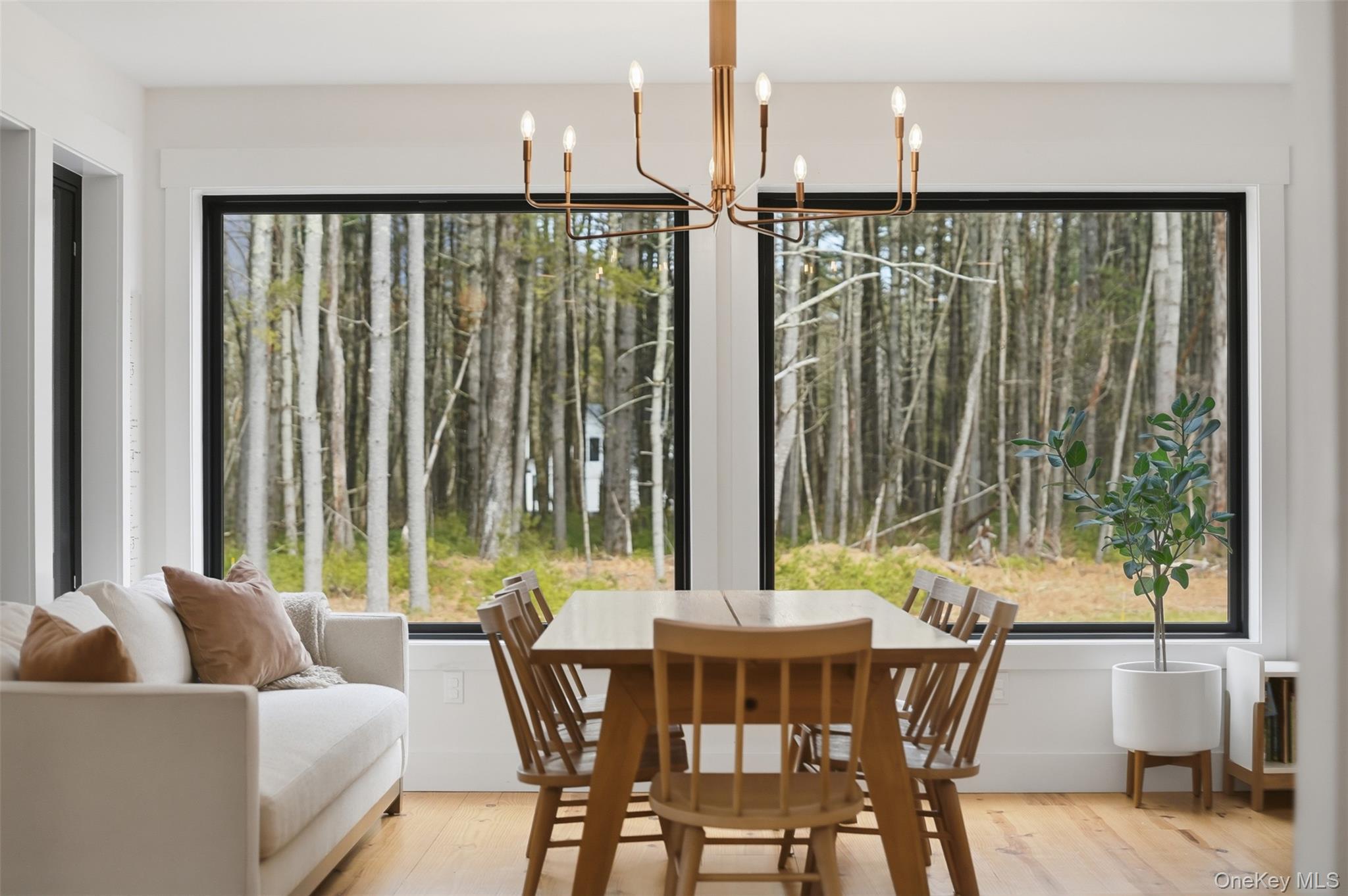 14 Tetta Lane, Olivebridge, NY 12461