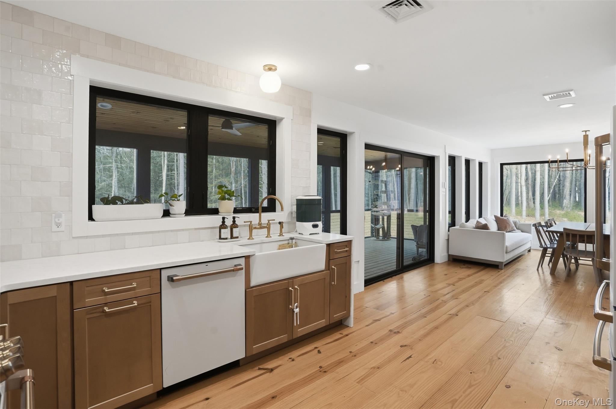 14 Tetta Lane, Olivebridge, NY 12461