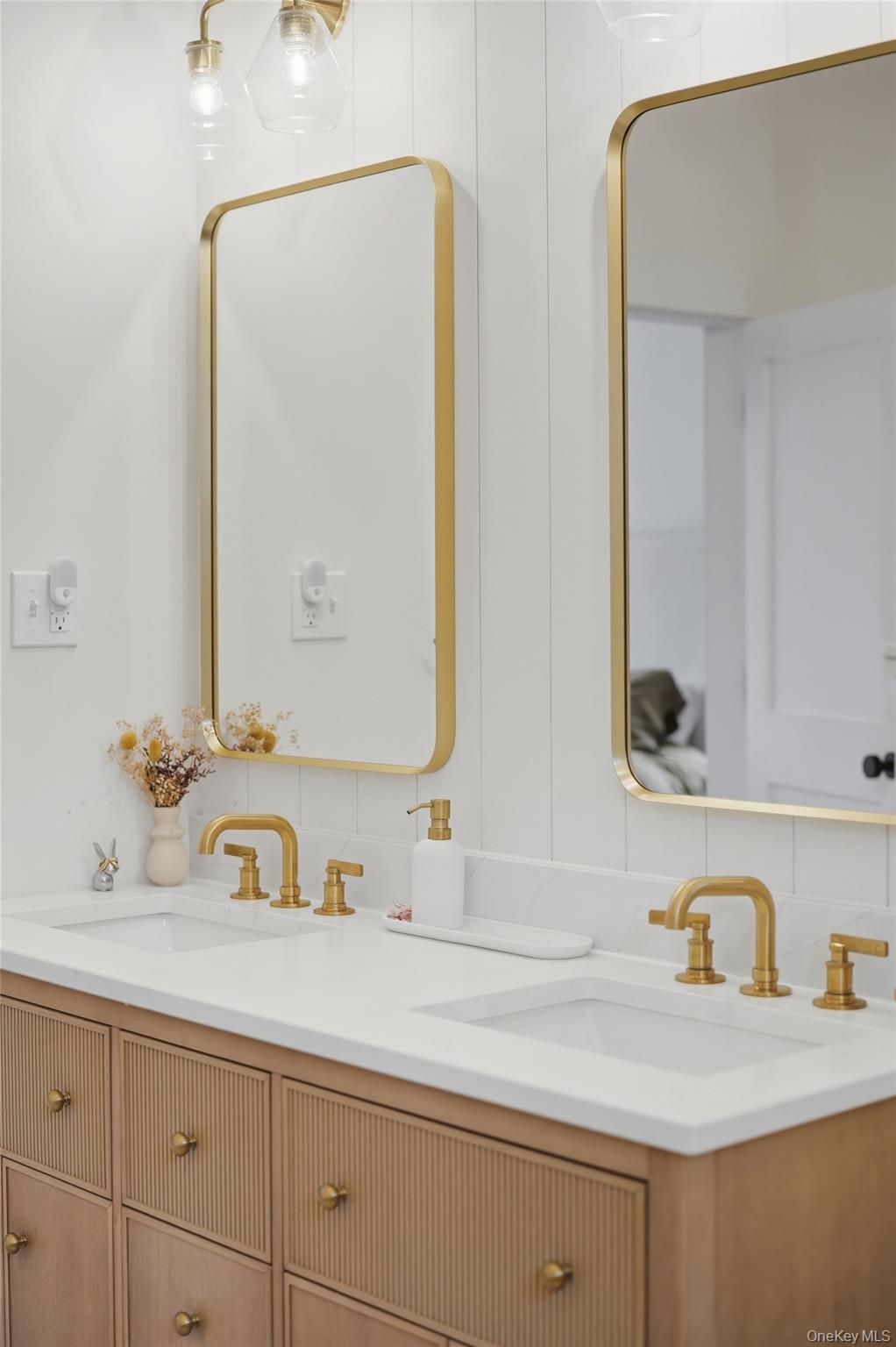 14 Tetta Lane, Olivebridge, NY 12461