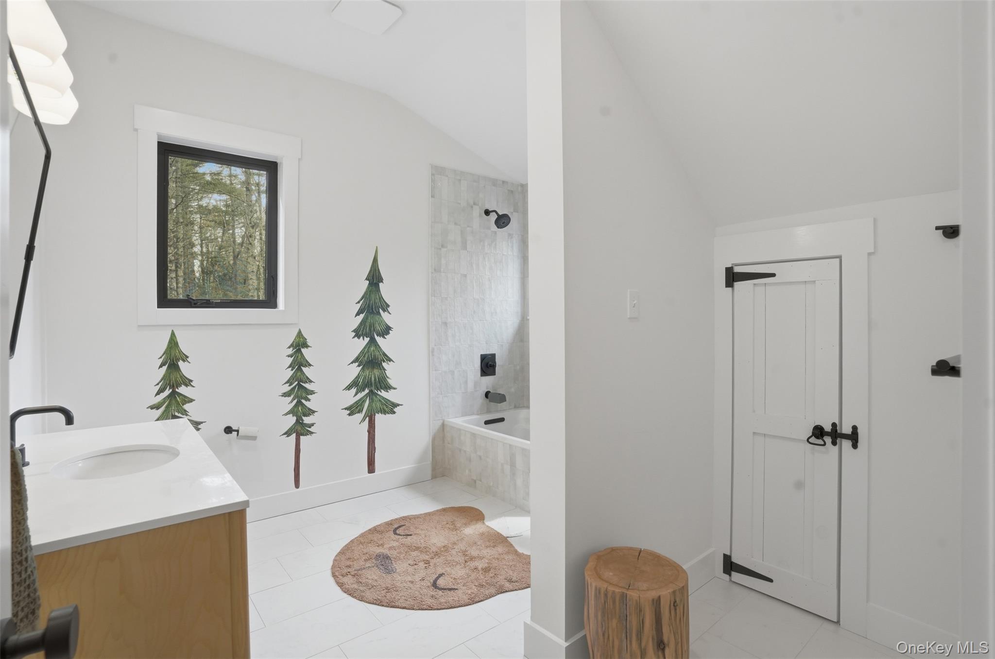 14 Tetta Lane, Olivebridge, NY 12461