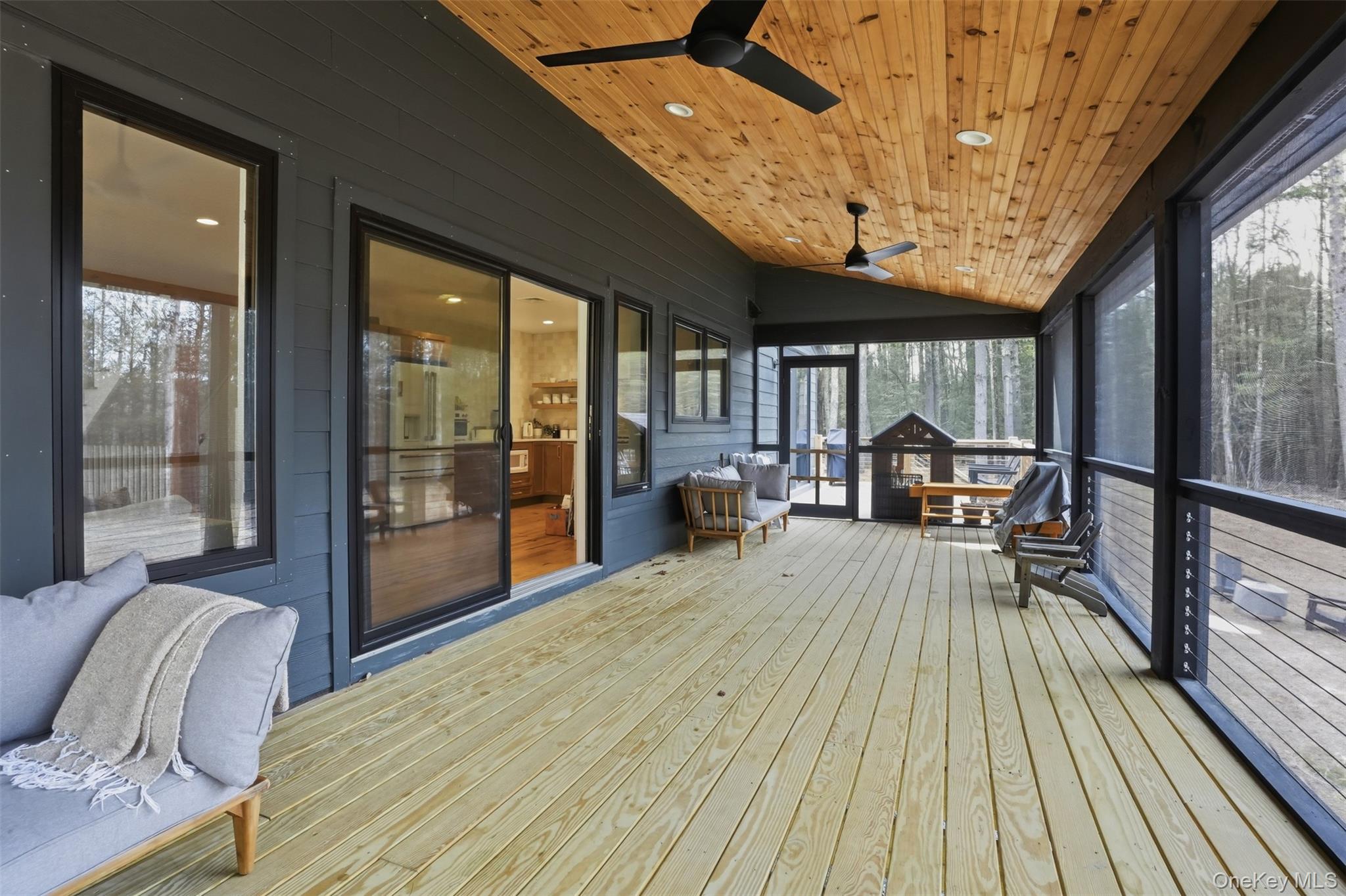 14 Tetta Lane, Olivebridge, NY 12461