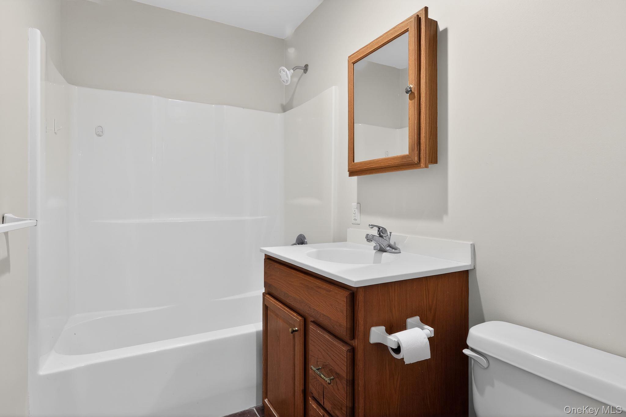 25 Village Park Drive # 3A, Fishkill, NY 12524