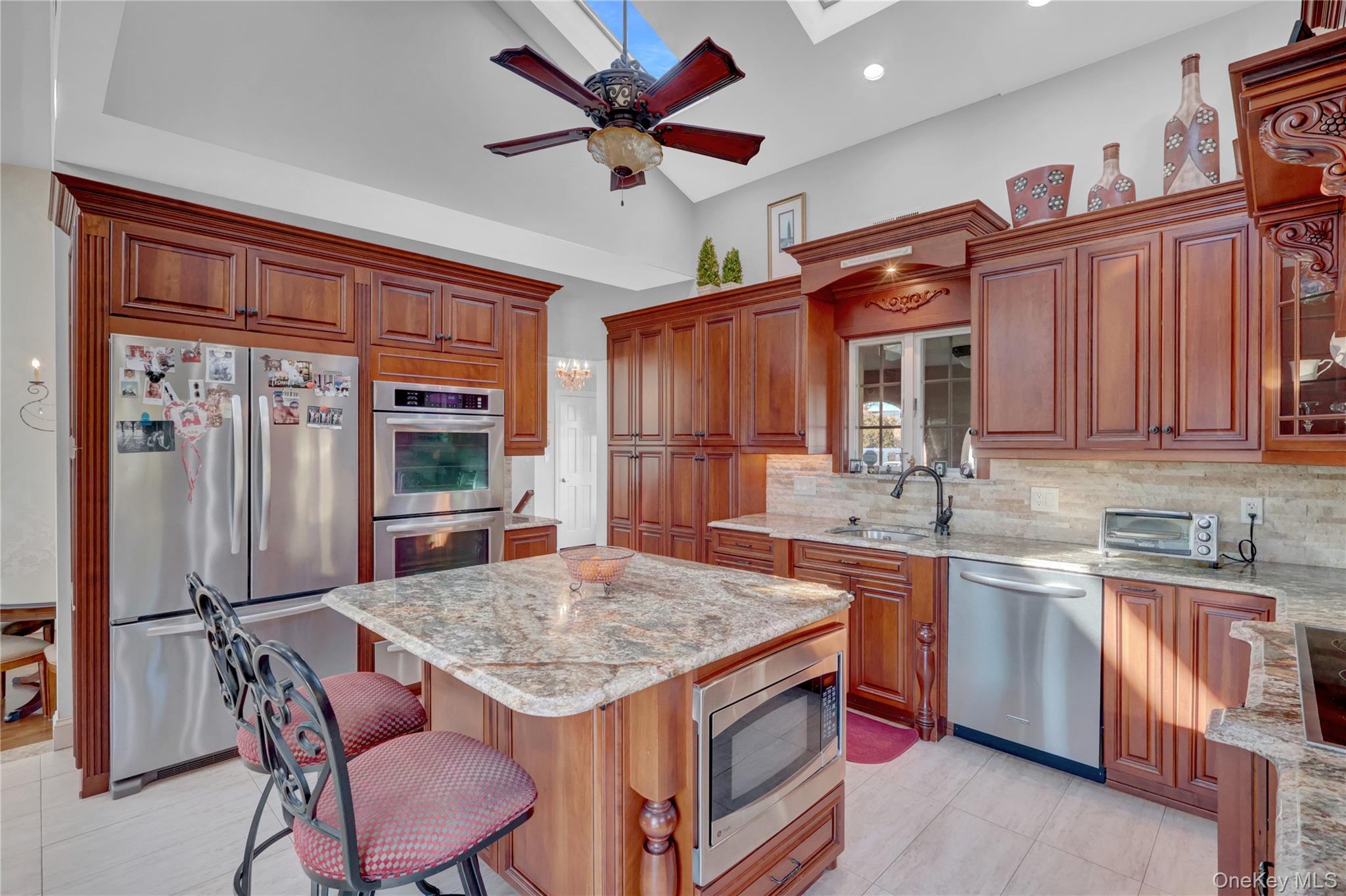 646 Kildare Crescent, Seaford, NY 11783