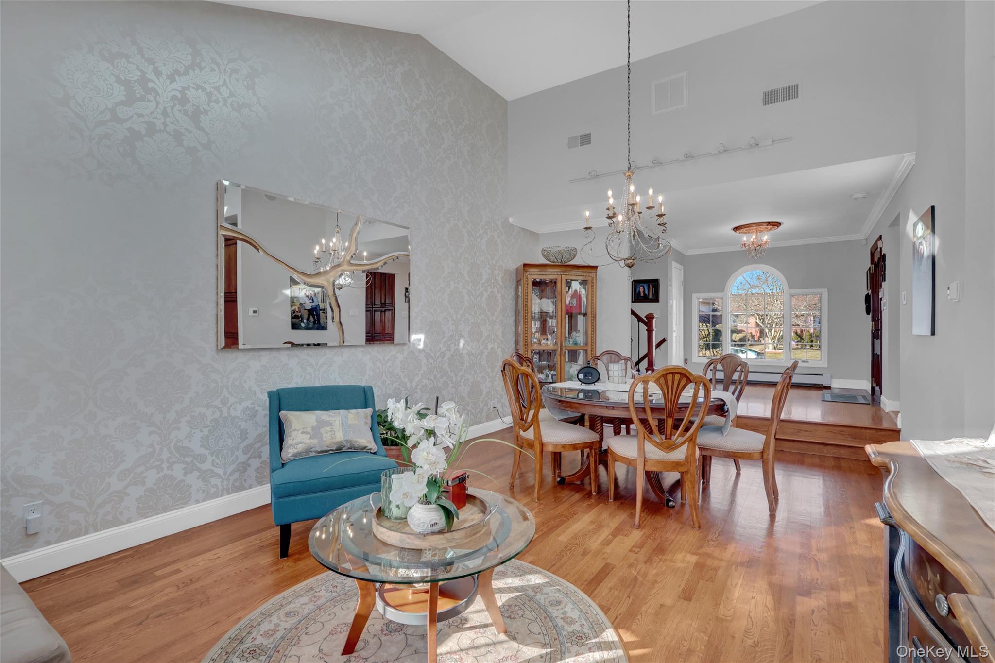 646 Kildare Crescent, Seaford, NY 11783