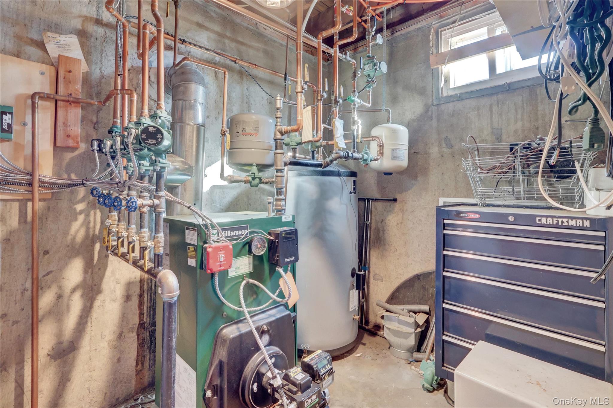 646 Kildare Crescent, Seaford, NY 11783