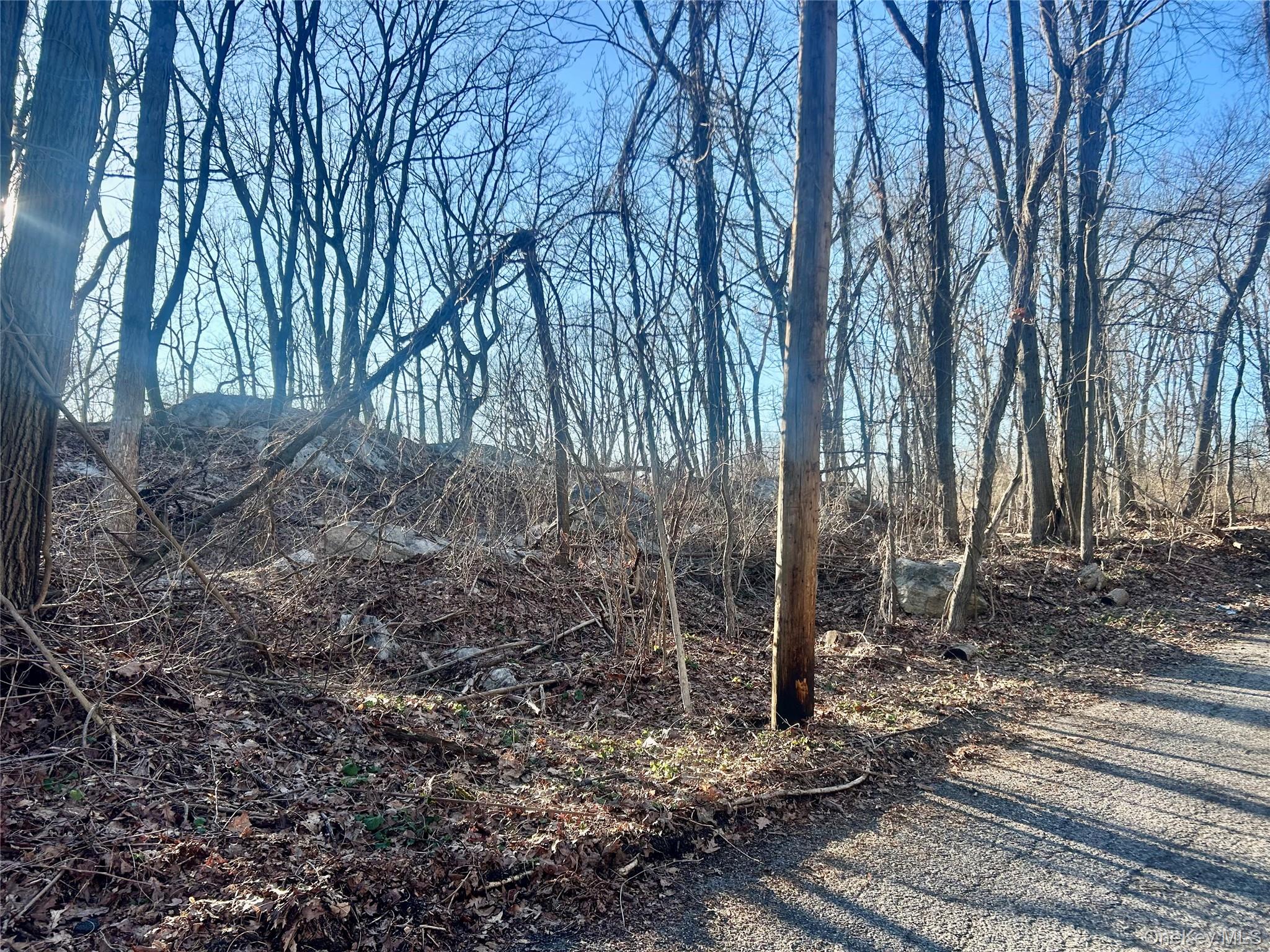 Hillside Road, Carmel, NY 10512