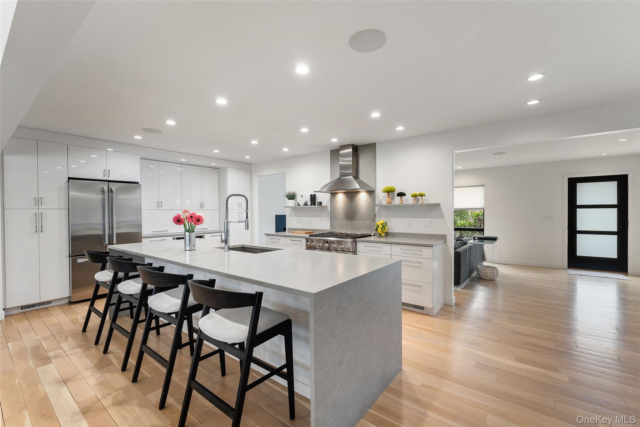 7 Windsong Road, Ardsley, NY 10502