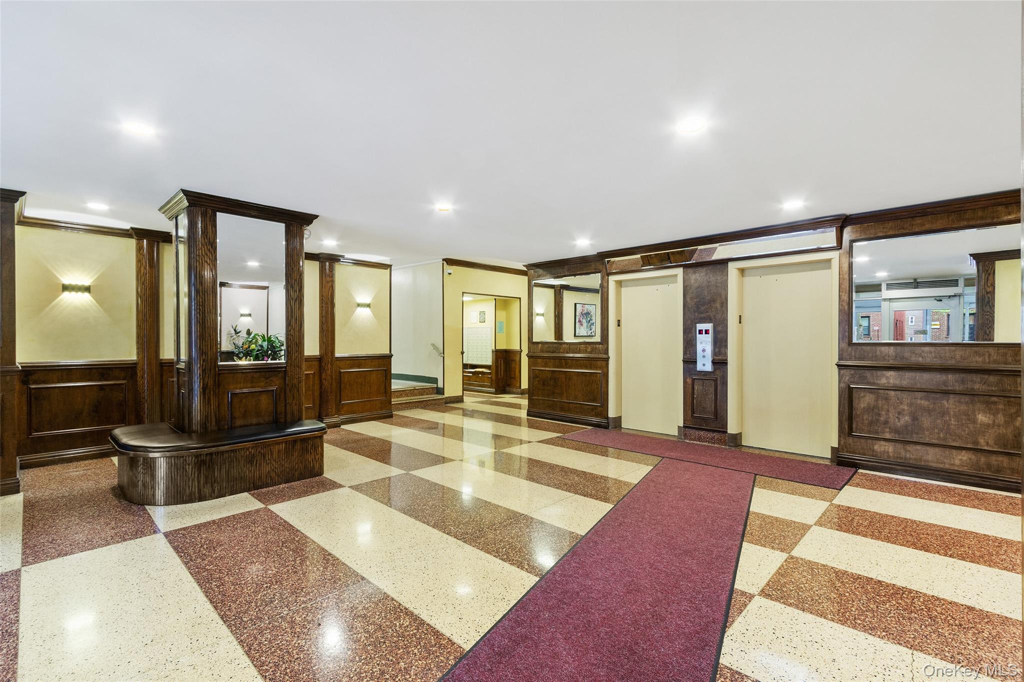 39-65 52nd Streets # 5N, Woodside, NY 11377