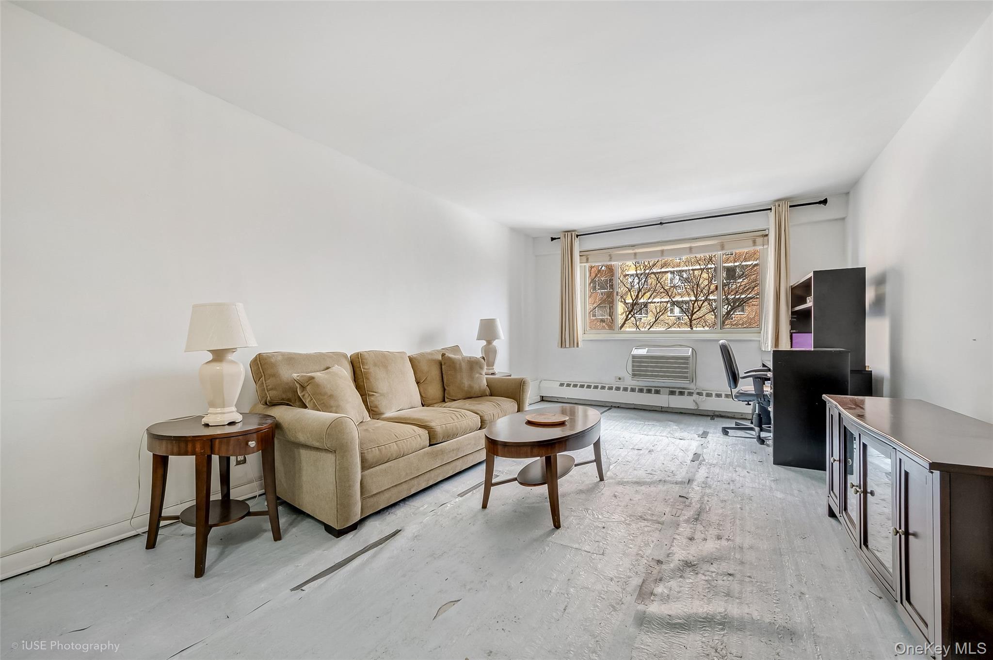 39-65 52nd Streets # 5N, Woodside, NY 11377