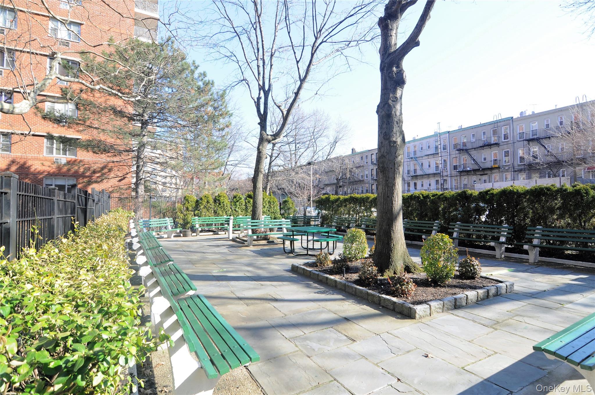 39-65 52nd Streets # 5N, Woodside, NY 11377